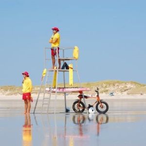 sauveteur la torche plage de Tronoën