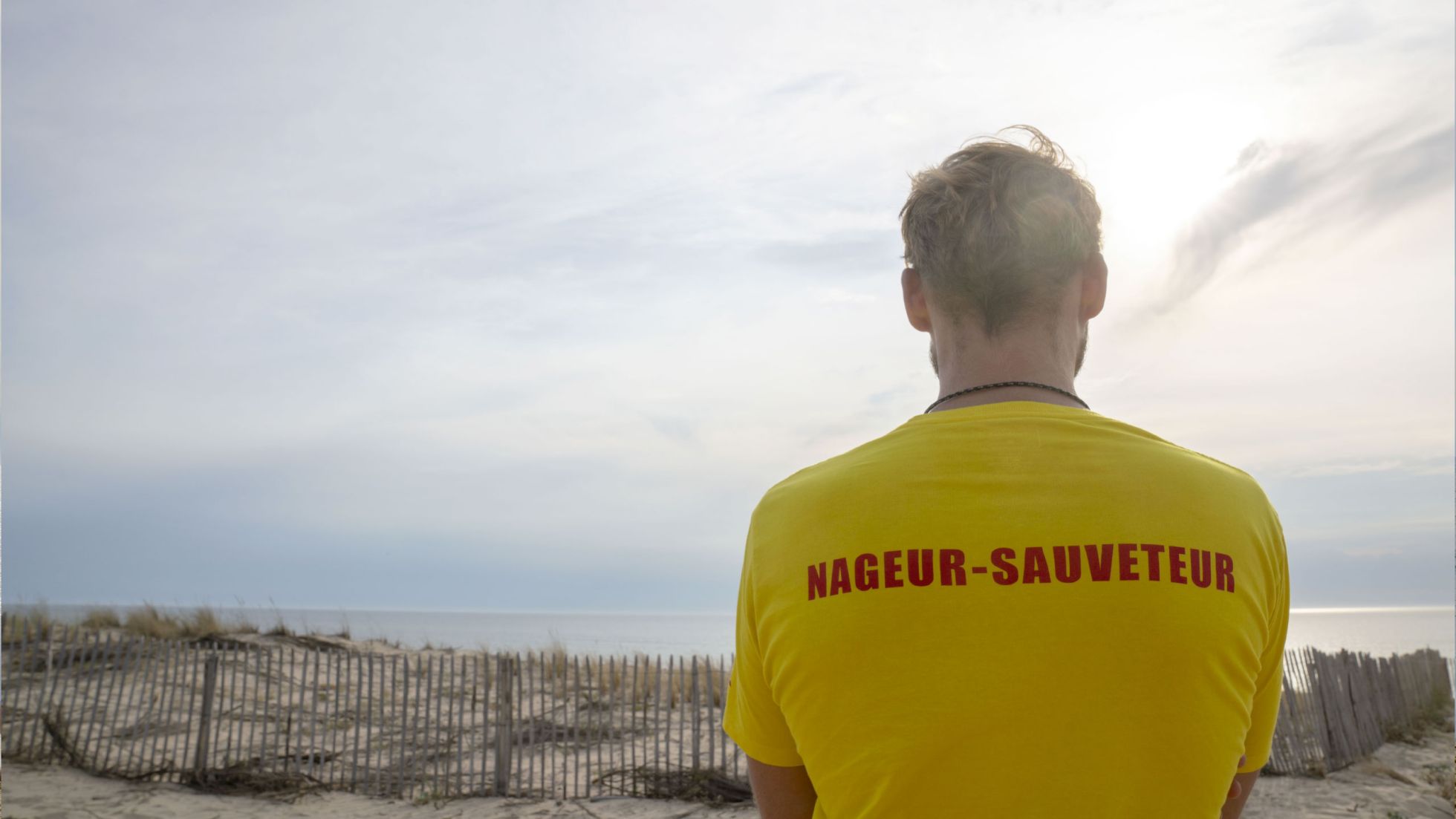 Charlie, sauveteur chef de poste à l'océan